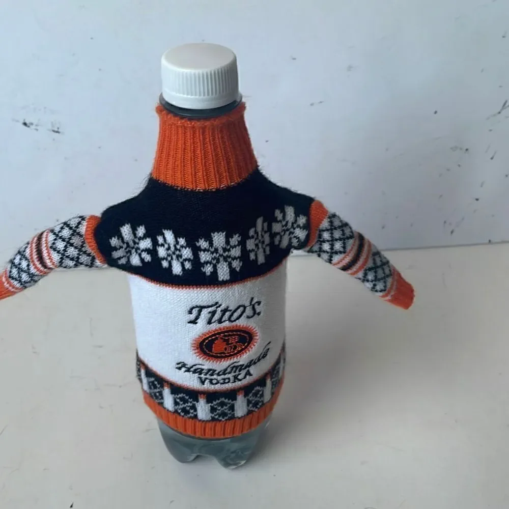 Beer Bottle Koozie Insulator Sweater Knit Tito’s Handmade Vodka